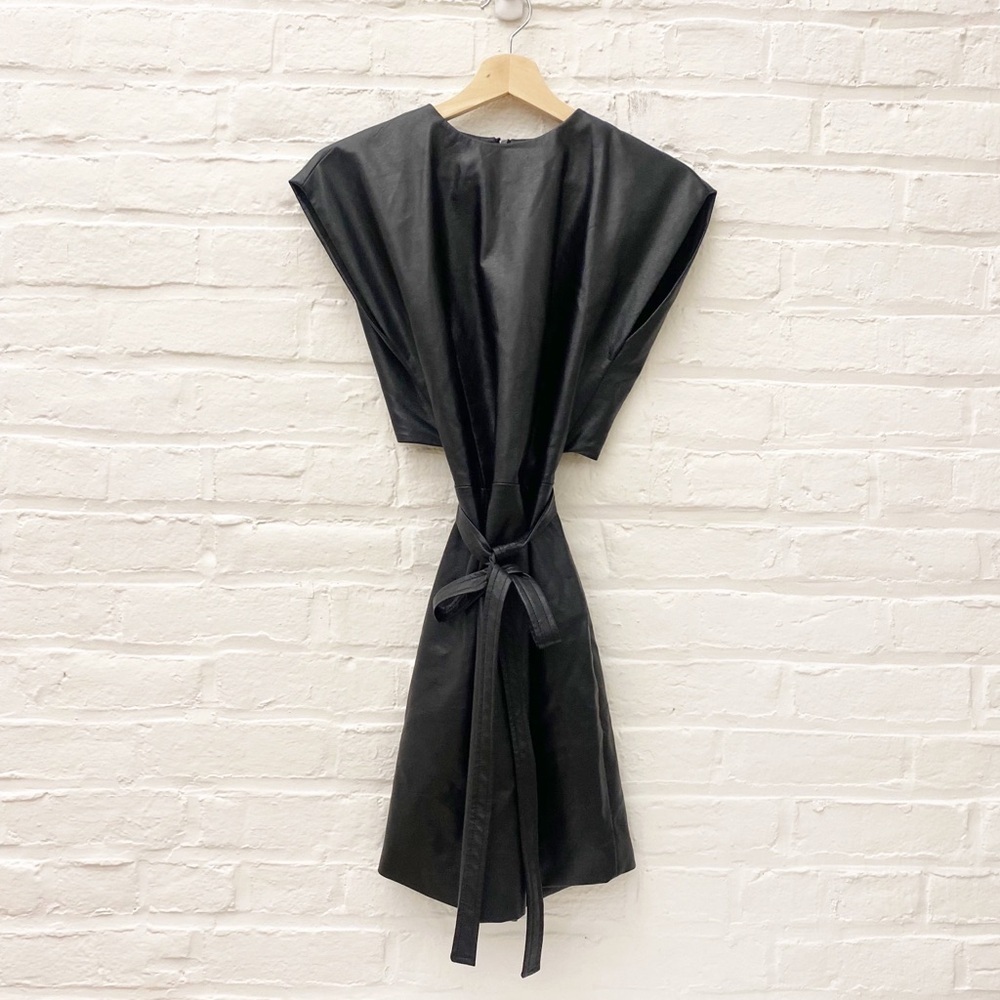 Karina Grimaldi || Faux Leather Open Back Tie Waist Mini‎ Dress Black Small